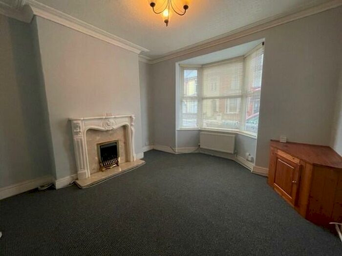 3 Bedroom Terraced House To Rent In Dixon Street, Lincoln, LN5