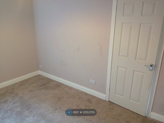 3 Bedroom Terraced House To Rent In Ewing Court, Stirling, FK7