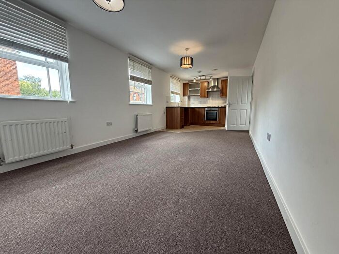 2 Bedroom Flat To Rent In Evans Court, Halstead, Essex, CO9