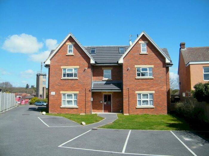 1 Bedroom Flat To Rent In Hamworthy, BH15