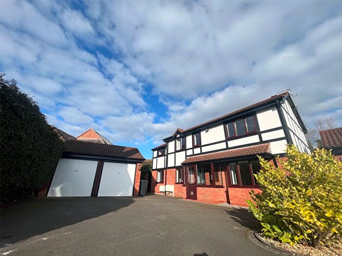 5 Bedroom Detached House To Rent In Merrington Close, Solihull, West Midlands, B91