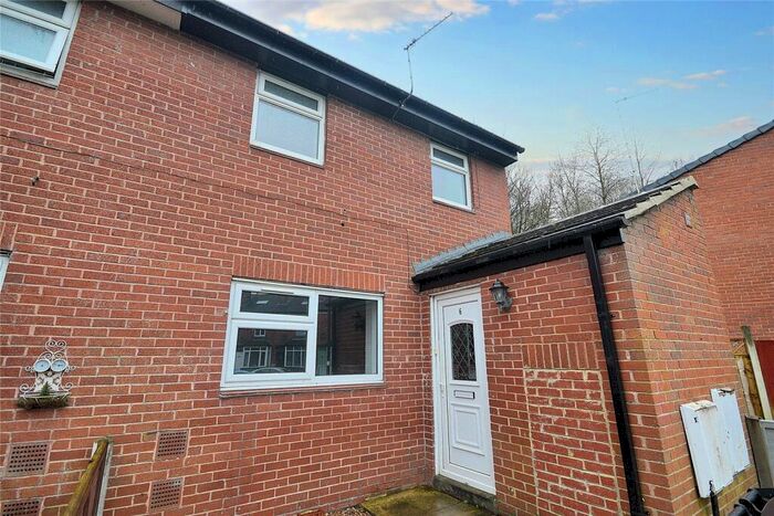 3 Bedroom Terraced House To Rent In Blackpool Place, Leeds, West Yorkshire, LS12