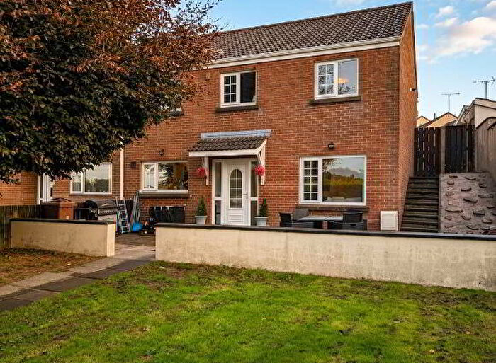 4 Bedroom End Of Terrace House For Sale In Isle Of Shinney Walk, Ballynahinch, BT24