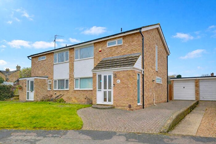 4 Bedroom Semi Detached House For Sale In Ash Grove, Melbourn, SG8