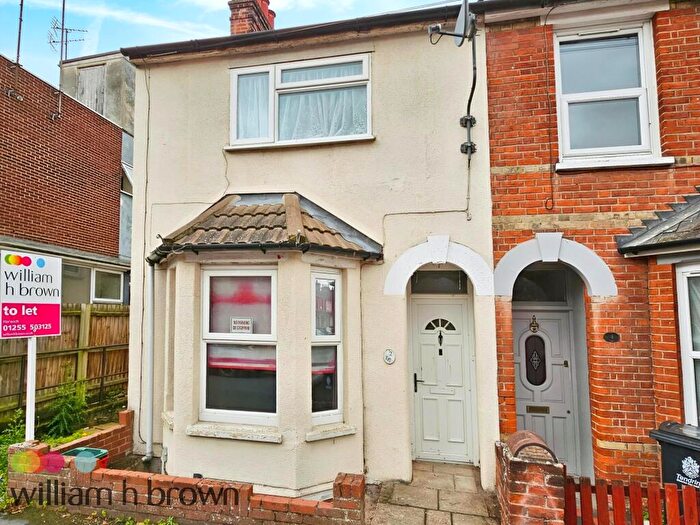 3 Bedroom Property To Rent In Waddesdon Road, Harwich, CO12