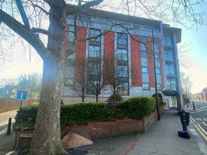 2 Bedroom Flat To Rent In Star Hill, Rochester, ME1