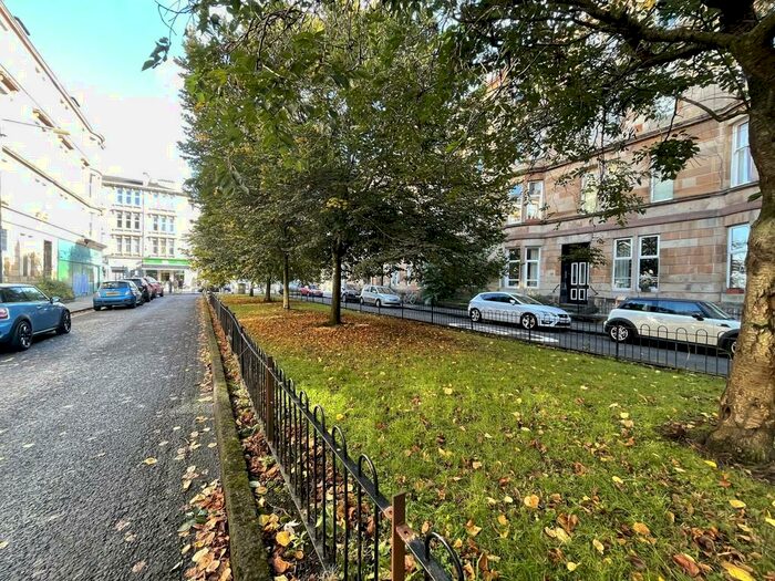 3 Bedroom Apartment To Rent In Barrington Drive, /, G4