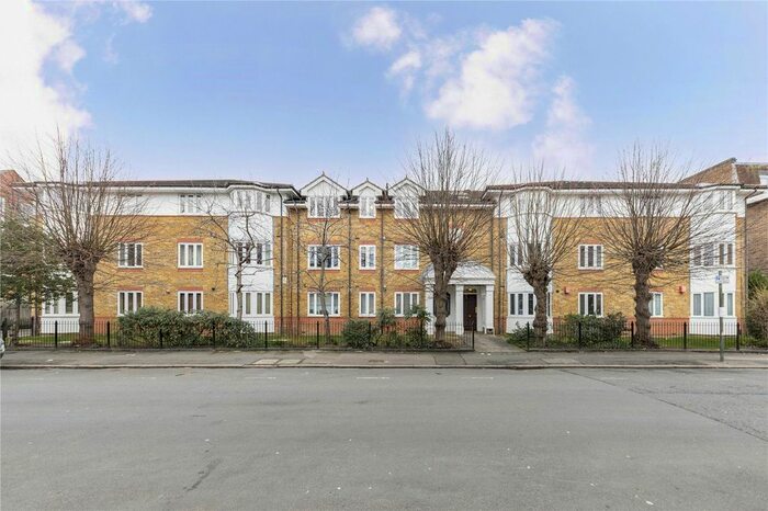 1 Bedroom Flat To Rent In Dolphin Court, - Southey Road, London, SW19