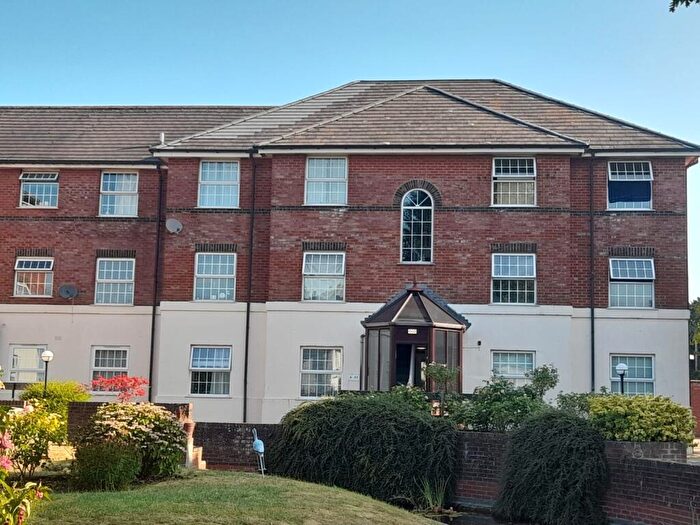 2 Bedroom House To Rent In Gillingham, SP8