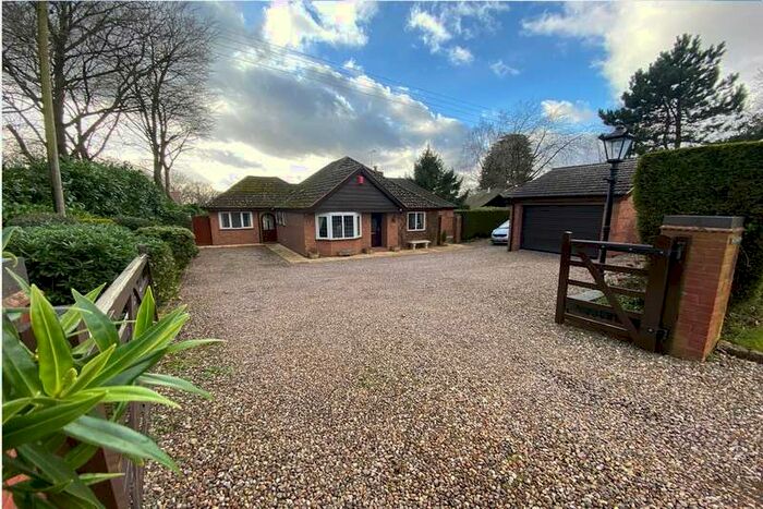 2 Bedroom Bungalow For Sale In Woodfield Lane, Romsley, Halesowen, B62