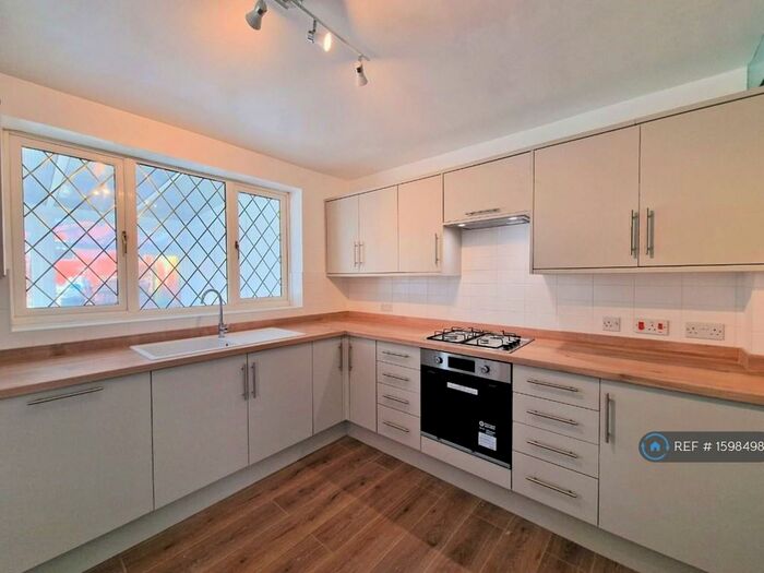 3 Bedroom End Of Terrace House To Rent In Stanhope Road, Smethwick, B67