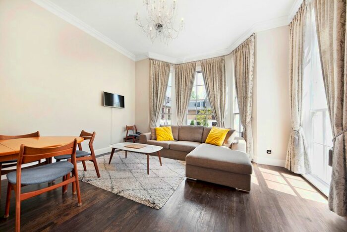 1 Bedroom Flat To Rent In Parkland Gardens, SW19