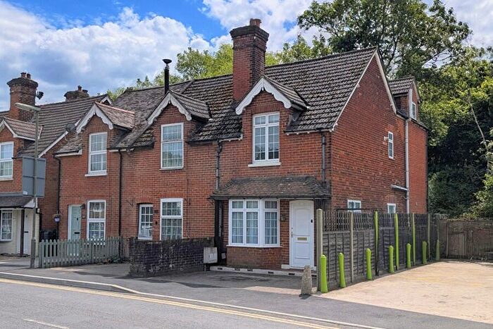 2 Bedroom Terraced House To Rent In Woking, Surrey, GU24