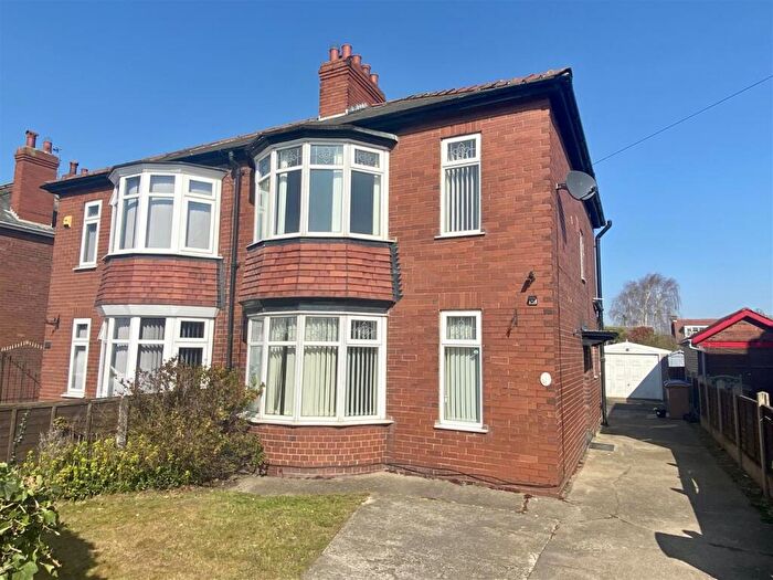 3 Bedroom Semi-Detached House To Rent In Centenary Road, Goole, DN14