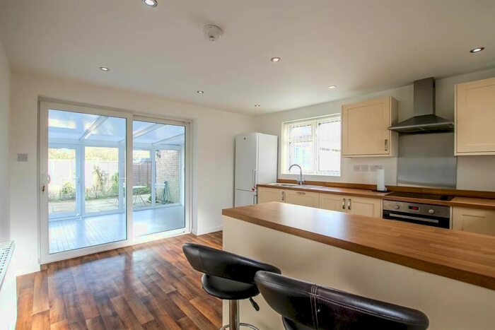2 Bedroom Detached Bungalow To Rent In Riverside Crescent, Huntington, York, YO32