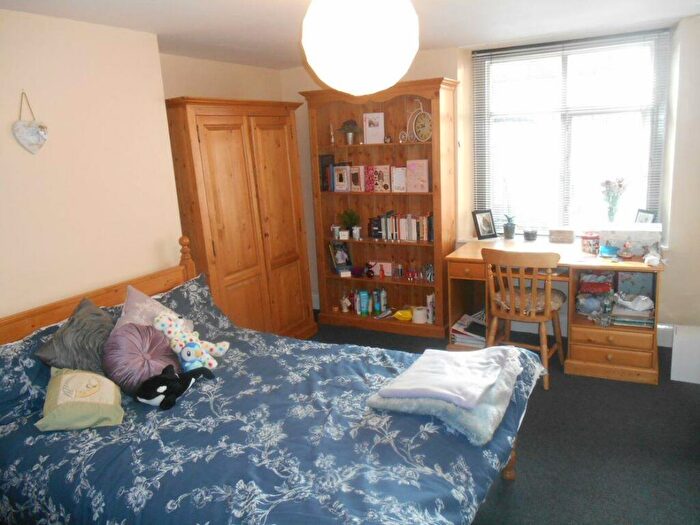 5 Bedroom House To Rent In North Terrace, Newcastle Upon Tyne, NE2