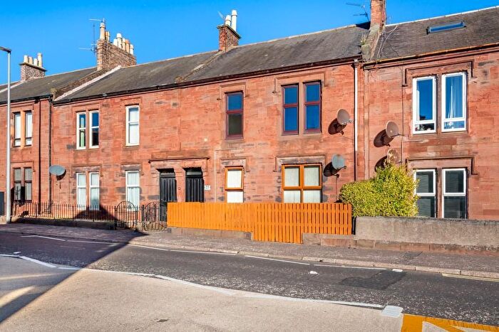 2 Bedroom Flat To Rent In Cairnie Street, Arbroath, DD11