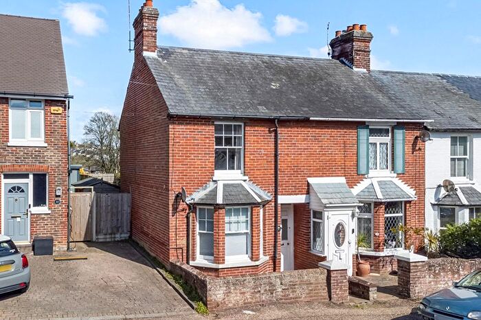 2 Bedroom Terraced House For Sale In Kirdford Road, Arundel, BN18