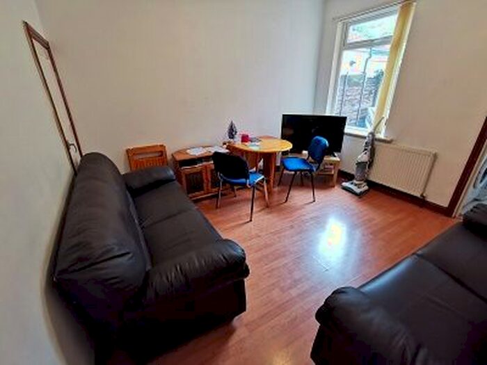 4 Bedroom Terraced House To Rent In Alton Road, Birmingham, B29