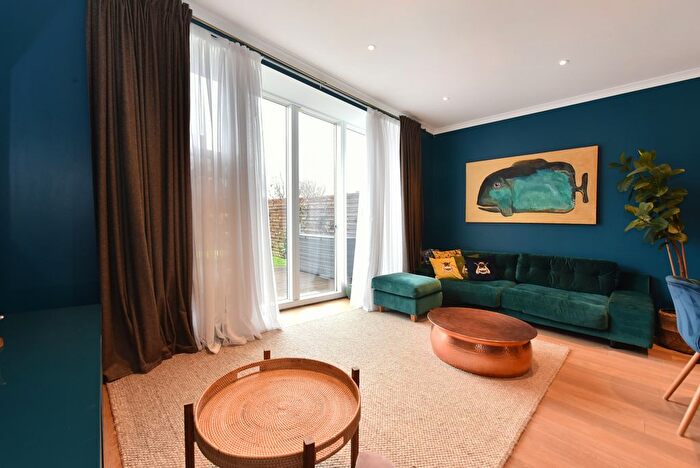 3 Bedroom End Of Terrace House To Rent In Wellsborough Mews, Wimbledon, SW20