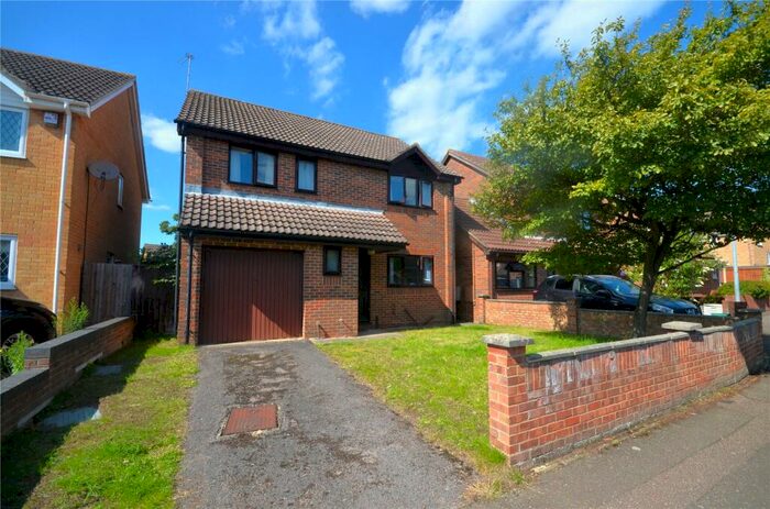 4 Bedroom Detached House For Sale In Pampas Close, Colchester, Essex, CO4