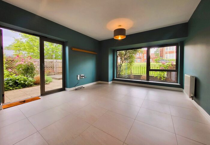 4 Bedroom End Of Terrace House To Rent In John Hunter Avenue, London, SW17