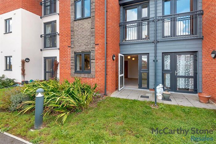 1 Bedroom Flat For Sale In Island View, Basingstoke, RG23