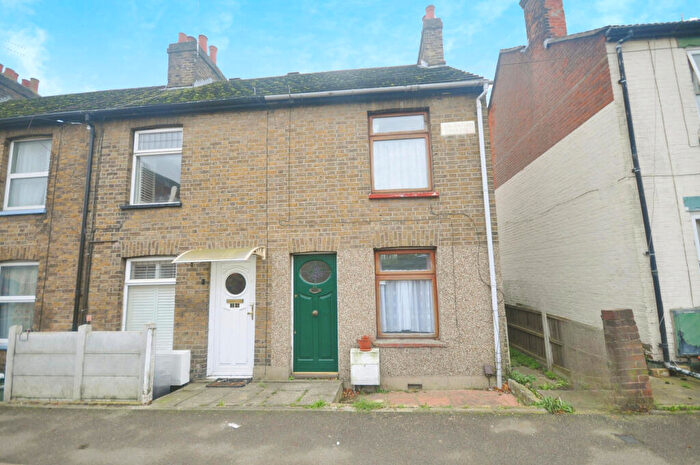 2 Bedroom End Of Terrace House For Sale In Navigation Road, Chelmsford, CM2