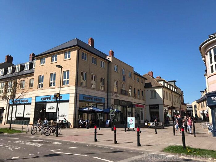 2 Bedroom Duplex To Rent In Marriotts Walk, Witney, OX28