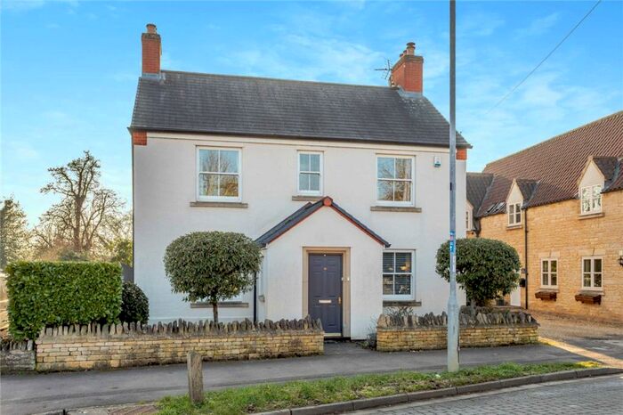 5 Bedroom Detached House For Sale In Peterborough Road, Castor, Peterborough, PE5