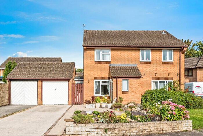 2 Bedroom Semi-Detached House For Sale In Thorney Leys, Witney, OX28