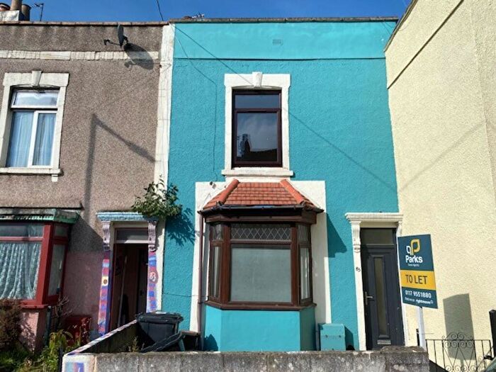 2 Bedroom Terraced House To Rent In Victoria Parade, Bristol, BS5