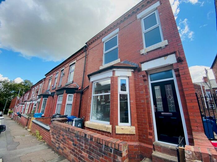 3 Bedroom End Of Terrace House To Rent In Laburnum Road, Gorton, Manchester, M18