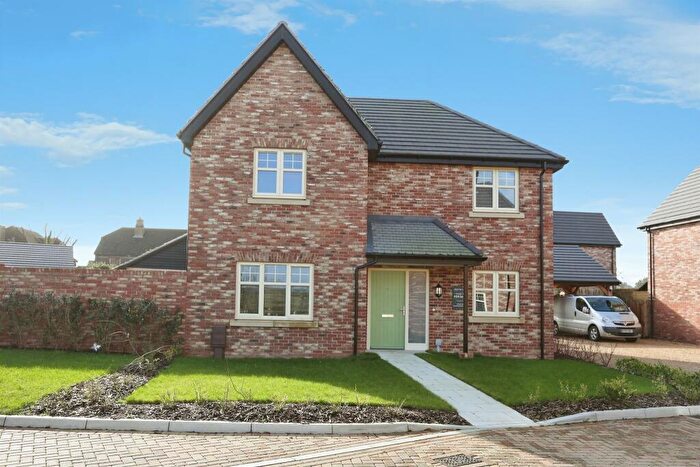 4 Bedroom Detached House For Sale In Crofton View, Fareham, PO14