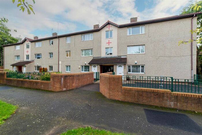 2 Bedroom Flat To Rent In West Farm Avenue, Longbenton, Newcastle Upon Tyne, NE12