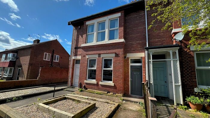 2 Bedroom Flat To Rent In Hyde Terrace, Newcastle Upon Tyne, Tyne And Wear, NE3