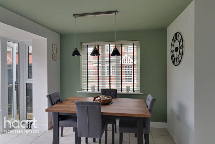 3 Bedroom Semi-Detached House To Rent In Elder Drive, Northampton, NN6