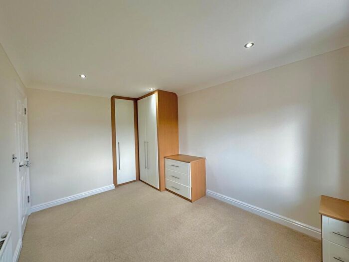 2 Bedroom Apartment To Rent In Queensbury Lane, Monkston Park, Milton Keynes, MK10