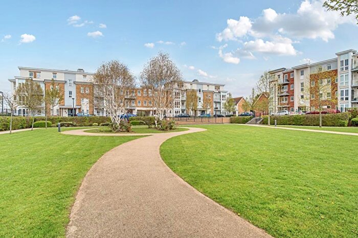 2 Bedroom Flat For Sale In Maidenhead, Berkshire, SL6