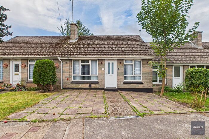 1 Bedroom Terraced Bungalow For Sale In Gowmans Terrace, North Tawton, EX20