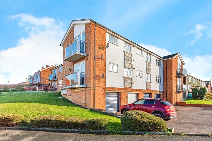 2 Bedroom Flat For Sale In Shakespeare Road, Wellingborough, NN8
