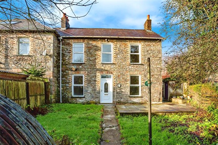 3 Bedroom Semi-Detached House To Rent In Cader Vale, Pencader, SA39