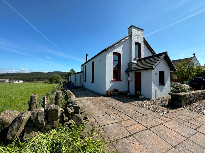 2 Bedroom Detached House For Sale In Gateside Road, Crawfordjohn, Biggar, ML12