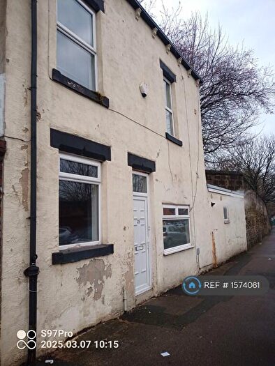 2 Bedroom Detached House To Rent In Stanley Road, Leeds, LS9