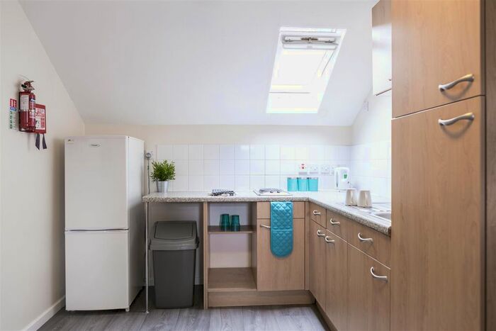 Studio To Rent In Cowley Bridge Road, Exeter, EX4