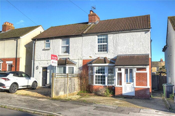 2 Bedroom Semi-Detached House For Sale In Princes Road, Petersfield, Hampshire, GU32