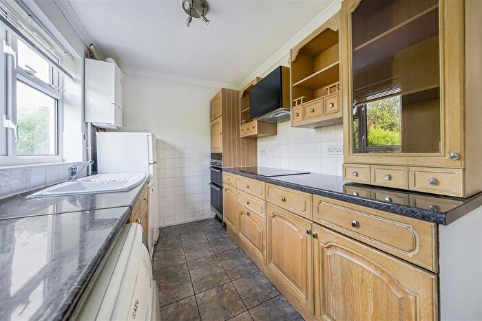2 Bedroom End Of Terrace House For Sale In Gostling Road, Twickenham, TW2