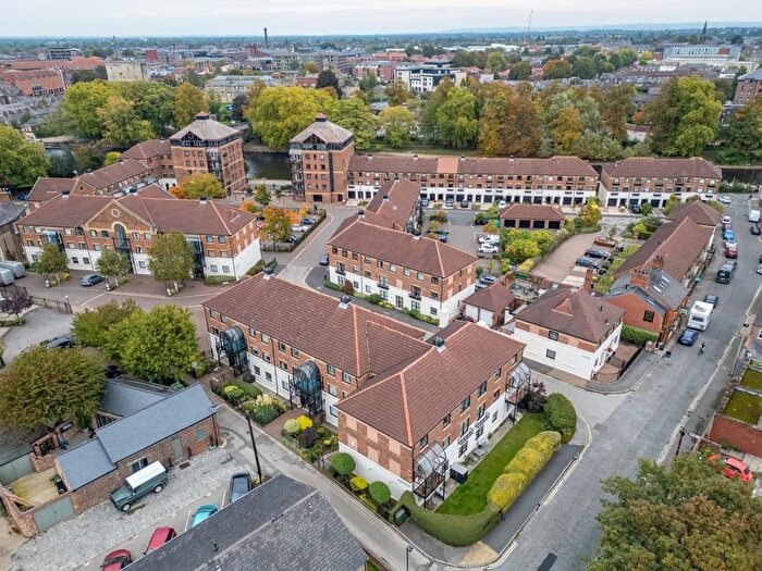 2 Bedroom Flat For Sale In Postern Close, York, YO23