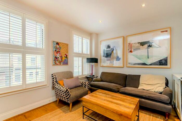 3 Bedroom Flat To Rent In Hamble Street, Sands End, London, SW6