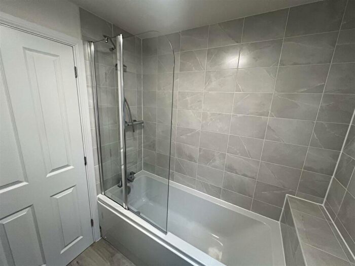 2 Bedroom End Of Terrace House To Rent In Sundial Close, Liverpool, L23